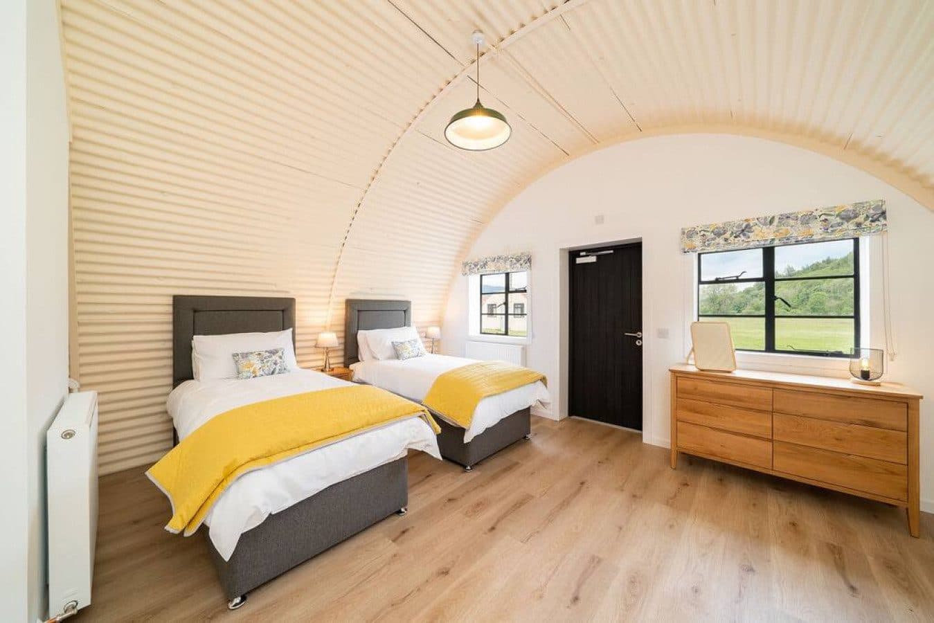 Hut bedroom