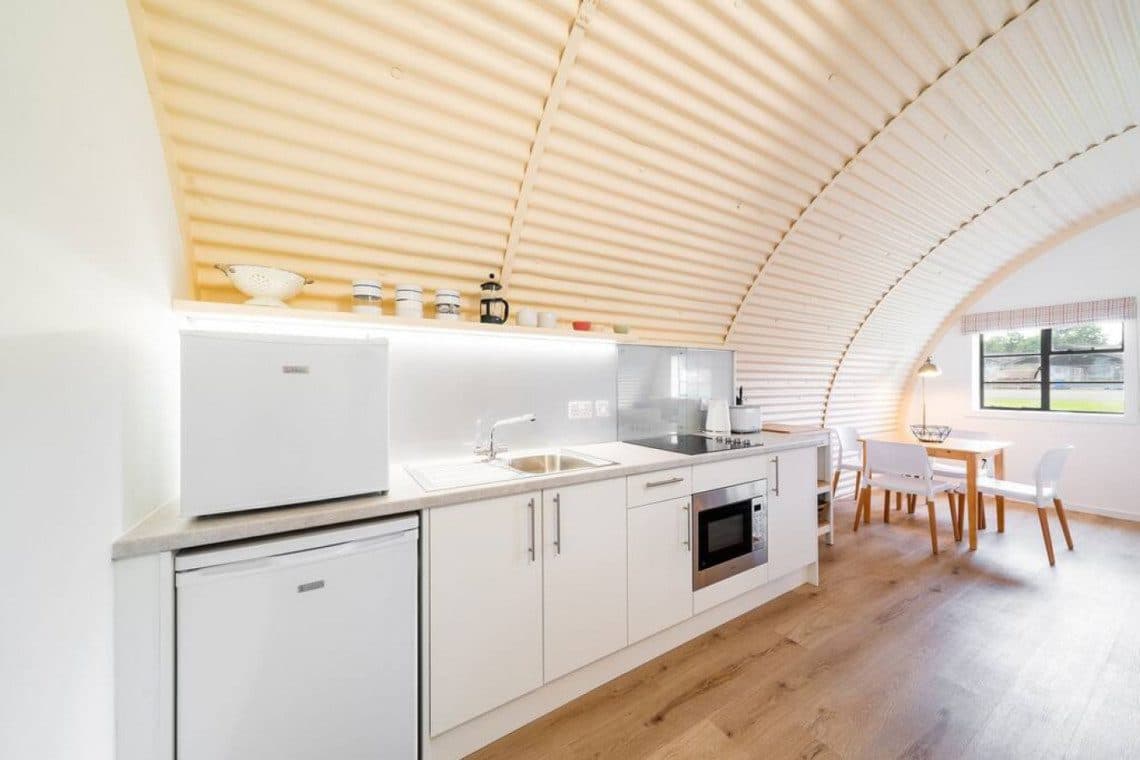 Hut kitchen